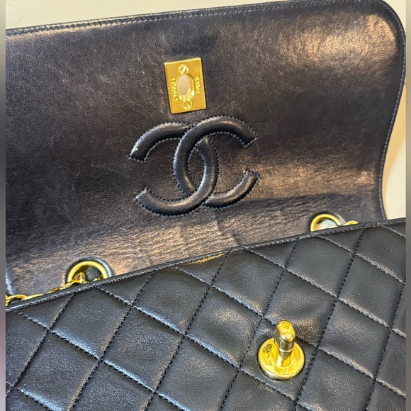 CHANEL Rare Vintage Timeless CC Bicolor single flap bag - Picture 15 of 15